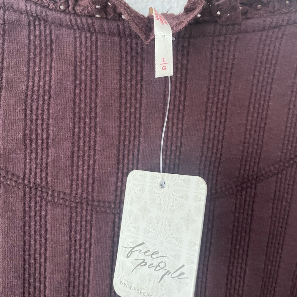 FREE PEOPLE TOP - Picture 8 of 10